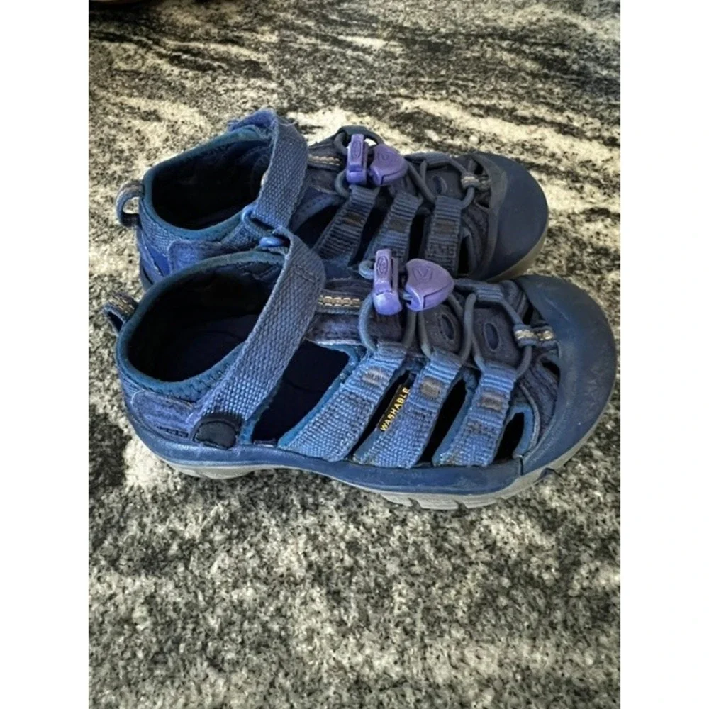 KEEN Seacamp II CNX Kids Size 10 Blue Sport Sandals Closed Toe Water Shoes